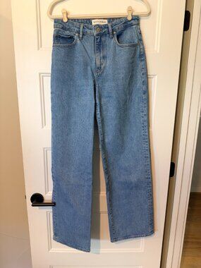 Aritzia Denim Forum Remy High Rise Wide Leg Jeans, Medium Blue, Size 28